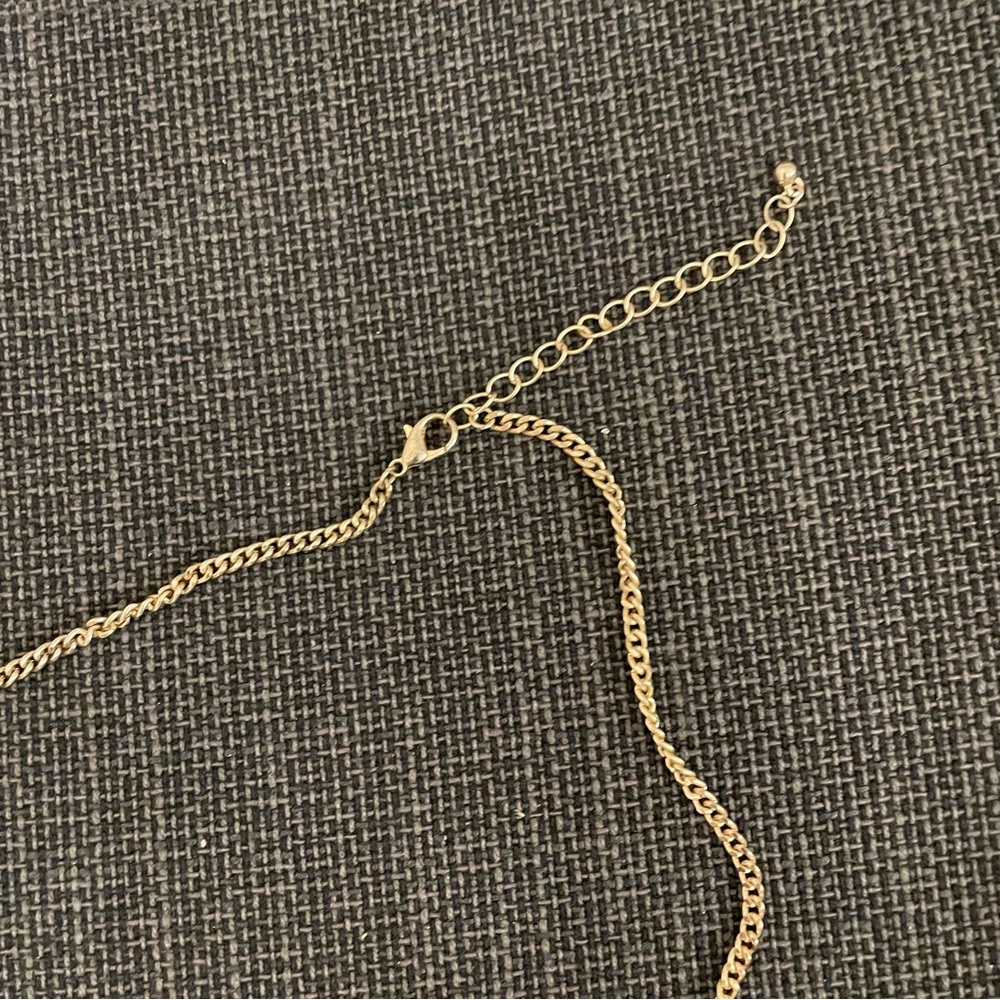 Brand new Retro Bib metal brushed gold tone Floral pearl necklace - Picture 9 of 10